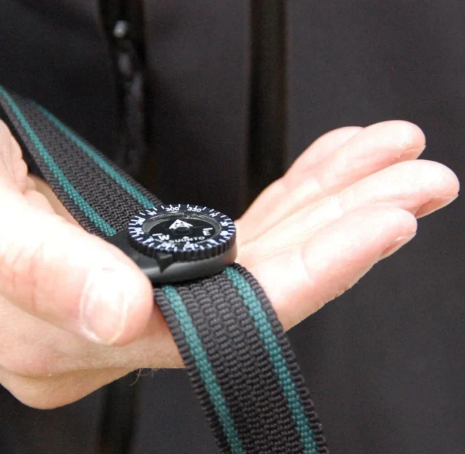 Brújula Suunto Clipper L/B SH – parte del equipamiento para actividades al aire libre Brújula Suunto Clipper L/B SH – parte del equipamiento para actividades al aire libre