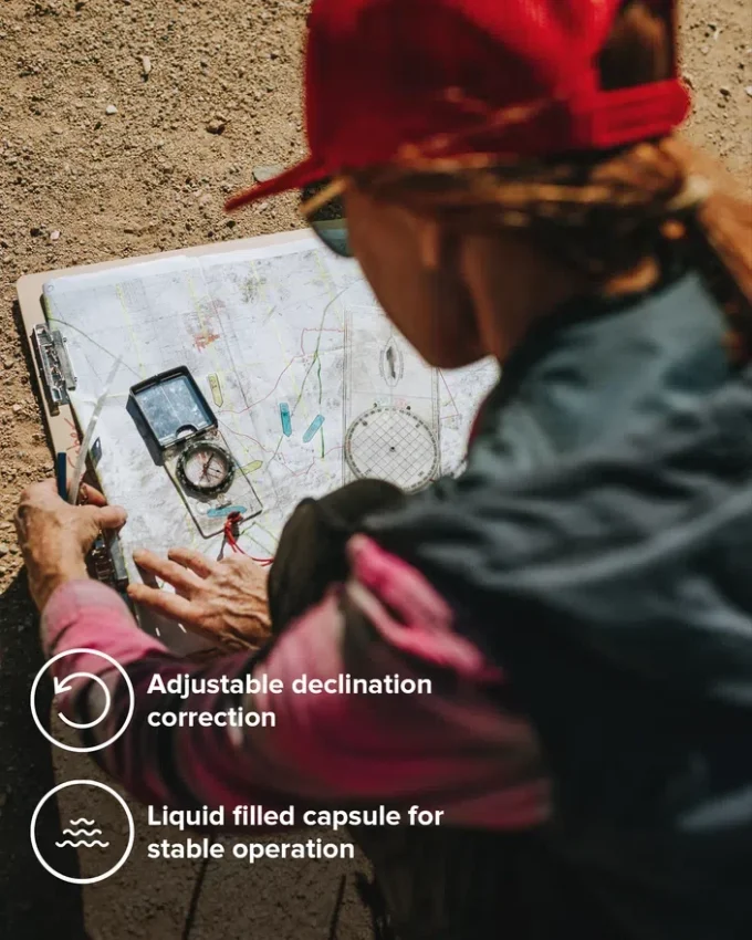 Brújula con espejo Suunto MC-2 NH: precisa para senderismo y excursiones Brújula con espejo Suunto MC-2 NH: precisa para senderismo y excursiones