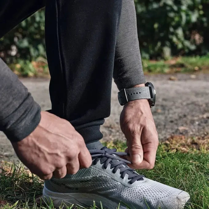 Correa de reloj de microfibra gris ultrasuave para deporte y estilo Correa de reloj de microfibra gris ultrasuave para deporte y estilo