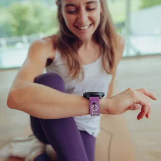 Correa de silicona Suunto Athletic 5 de 22 mm, color púrpura orquídea, tallas S+M