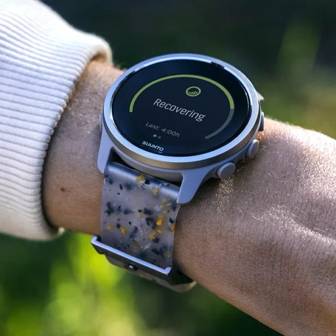 Suunto 5 Peak Ridge Sand Multicolor: reloj multideporte ligero para entrenar, explorar y cuidar tu bienestar