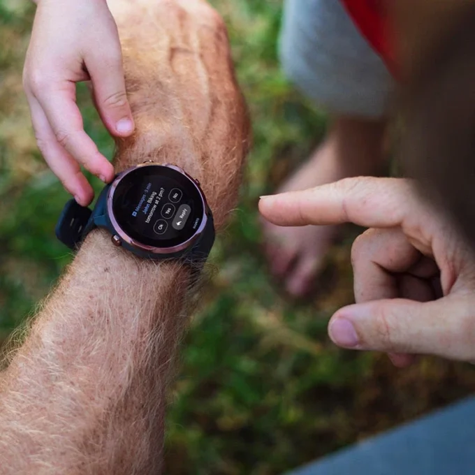 Suunto 7 Graphite Copper: reloj inteligente con una experiencia deportiva versátil