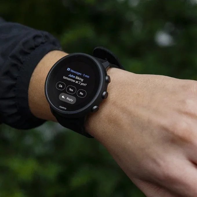 Suunto 7 titanio negro mate: reloj inteligente con una experiencia deportiva versátil