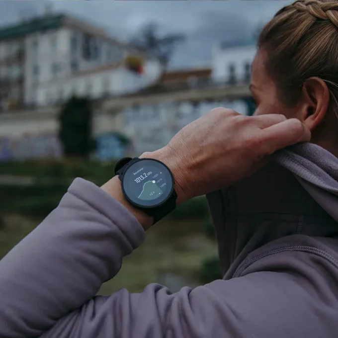 Suunto 9 Peak All Black: reloj deportivo con GPS ultradelgado, pequeño y resistente