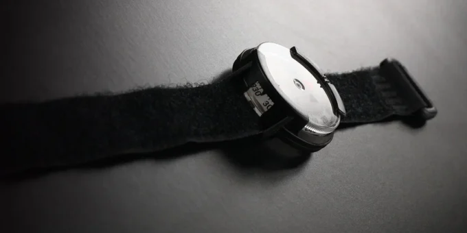 Suunto m-9/negro/negro/nh con correa de velcro Suunto m-9/negro/negro/nh con correa de velcro