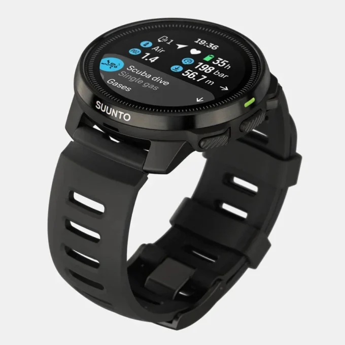 Suunto Ocean All Black y Suunto Tank Pod con estuche rígido Suunto Ocean All Black y Suunto Tank Pod con estuche rígido