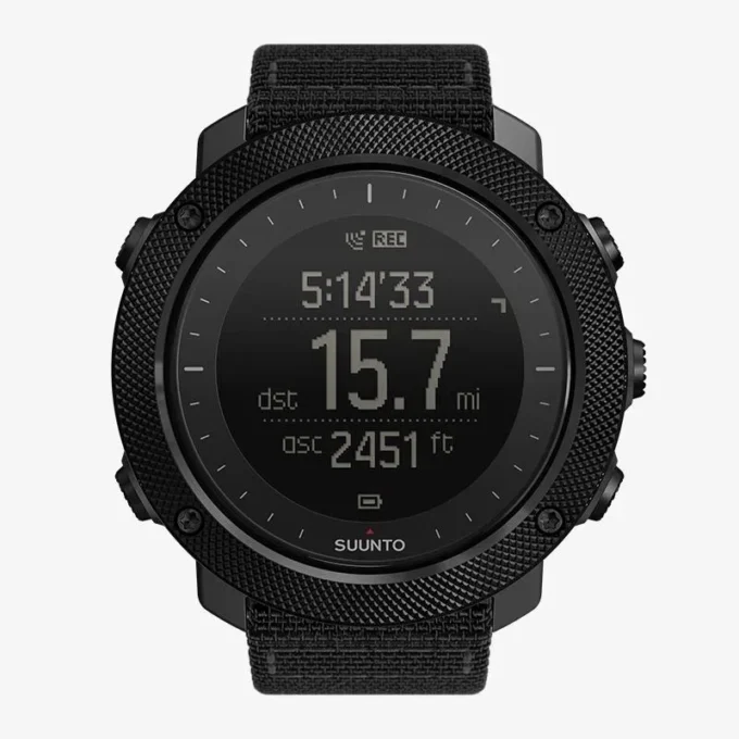 Suunto Traverse Alpha Stealth reacondicionado: el reloj para actividades al aire libre con GPS/GLONASS